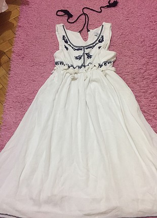 Diğer Nakışlı yazlık beyaz elbise 
