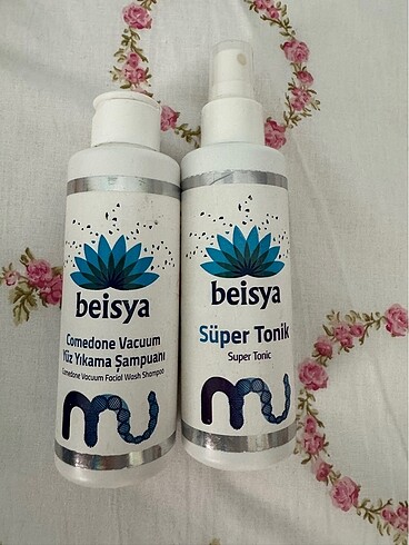 Yüz yıkama jeli ve tonik