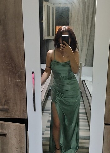 40 Beden yeşil Renk Yesil elbise