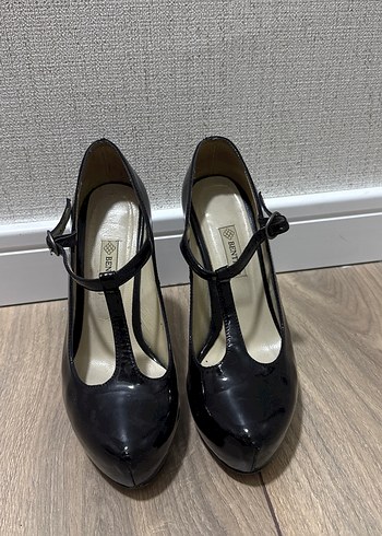 Siyah Deri Tokalı Stiletto - Görsel 2