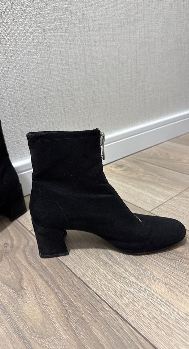 MANGO Siyah Süet Fermuarlı Blok Topuklu Kadın Bot - Görsel 2