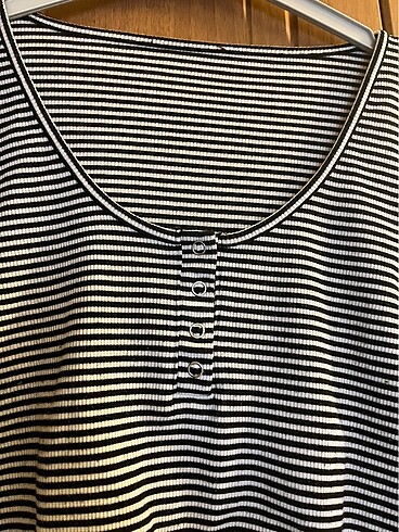 Çizgili crop - Görsel 2