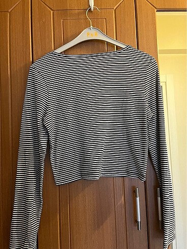 Çizgili crop - Görsel 3