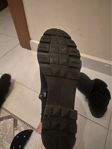 37 Beden siyah Renk Bayan bot