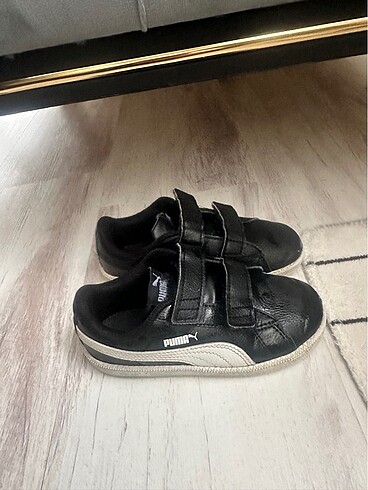 26 Beden siyah Renk Puma spor