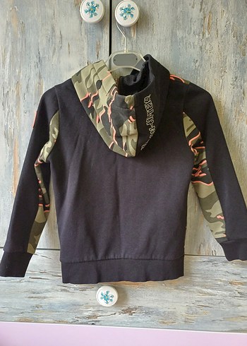 C&A Kapüşonlu Kamuflaj Desenli Erkek Çocuk Sweatshirt