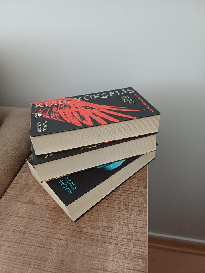 Pierce Brown - Kızıl Yükseliş Serisi 3 Kitap - Görsel 4