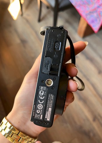 Siyah Nikon Dijital Kamera
