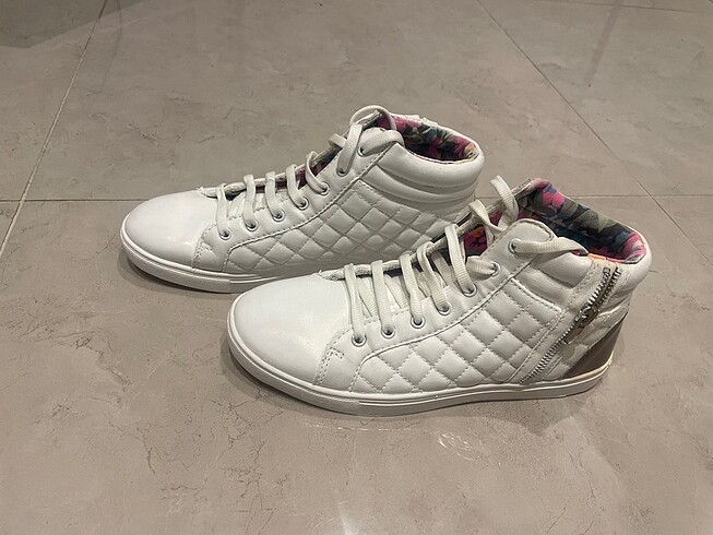 39 Beden beyaz Renk Kinetix booties spor ayakkabı