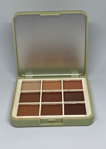 Beden KIKO Milano Green Me Göz Farı Paleti