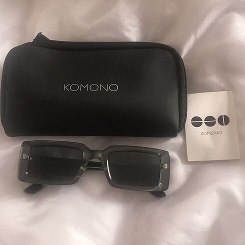 Komono gözlük