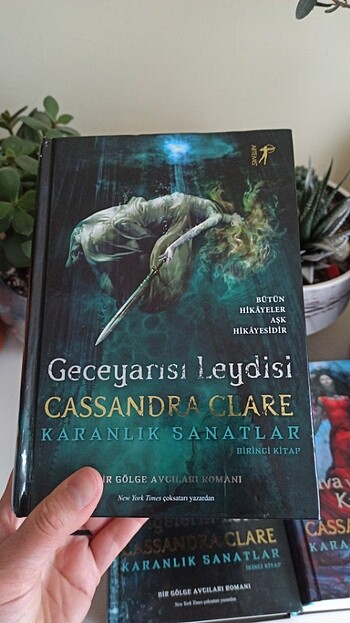  Cassandra Clare Karanlık Sanatlar