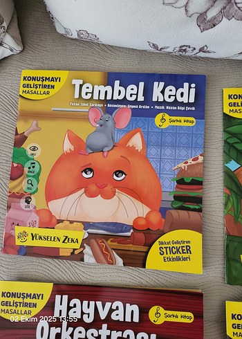  Beden Yükselen Zeka 4 adet stickerlı Şarkılı masal kitapları
