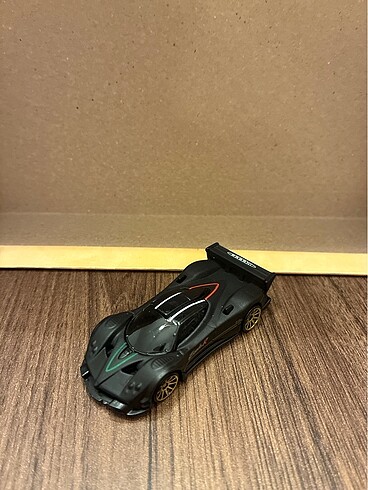 Hot Wheels Pagani Zonda R