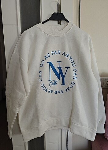 m Beden beyaz Renk Nakış İşlemeli Sweatshirt 3İplik 