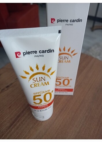  Beden Pierre Cardin-Güneş kremi -Leke Karşıtı 