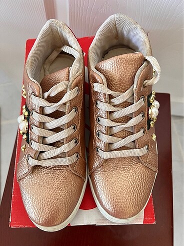 Gucci Gucci taşlı ayakkabı