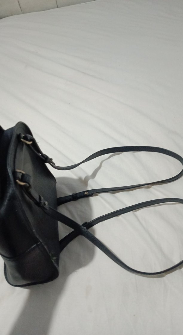 Siyah Deri Kadın Sırt Çantası - Görsel 2