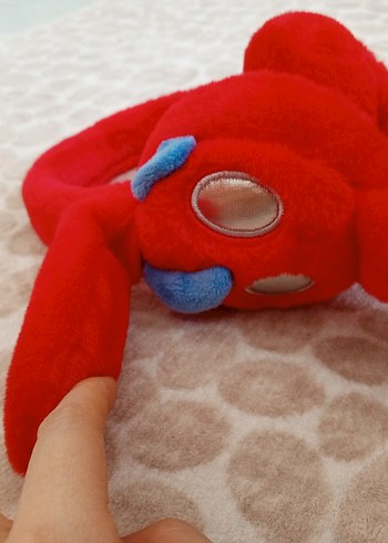 Uzun Kırmızı Renkli Peluş Oyuncak Kulaklık - Görsel 3