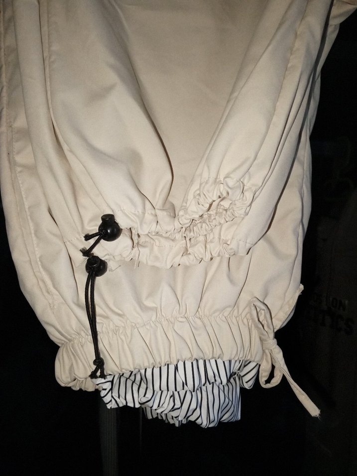 Kadın Beyaz Pilili Midi Pantolon - Görsel 3