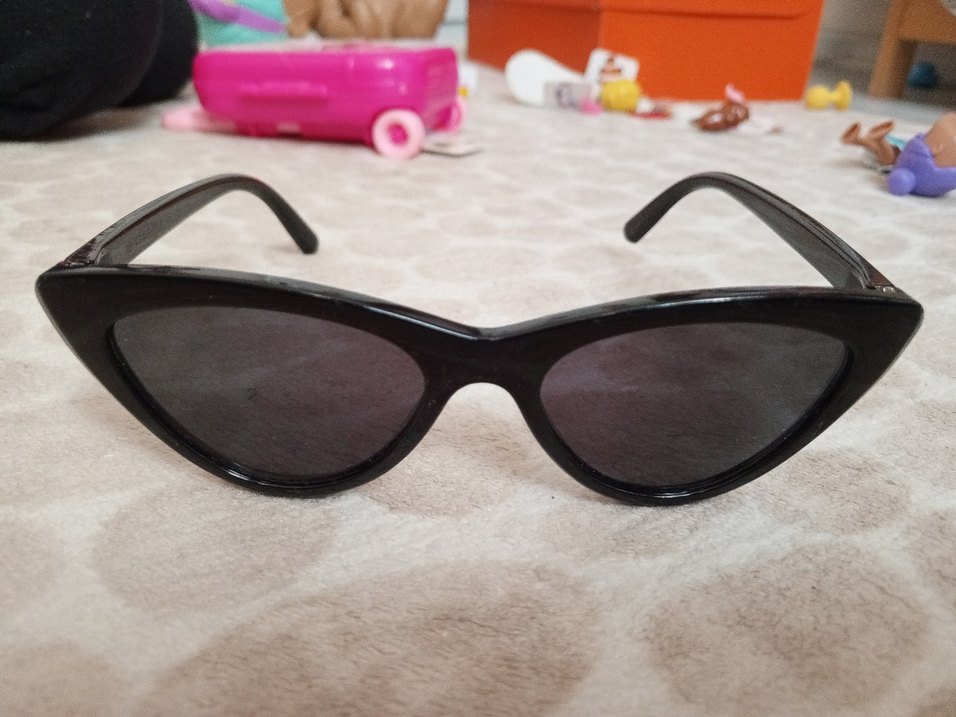 kedi göz Detaylı Siyah Gotik Kadın Gözlüğü - Görsel 3