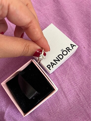 Pandora yüzük