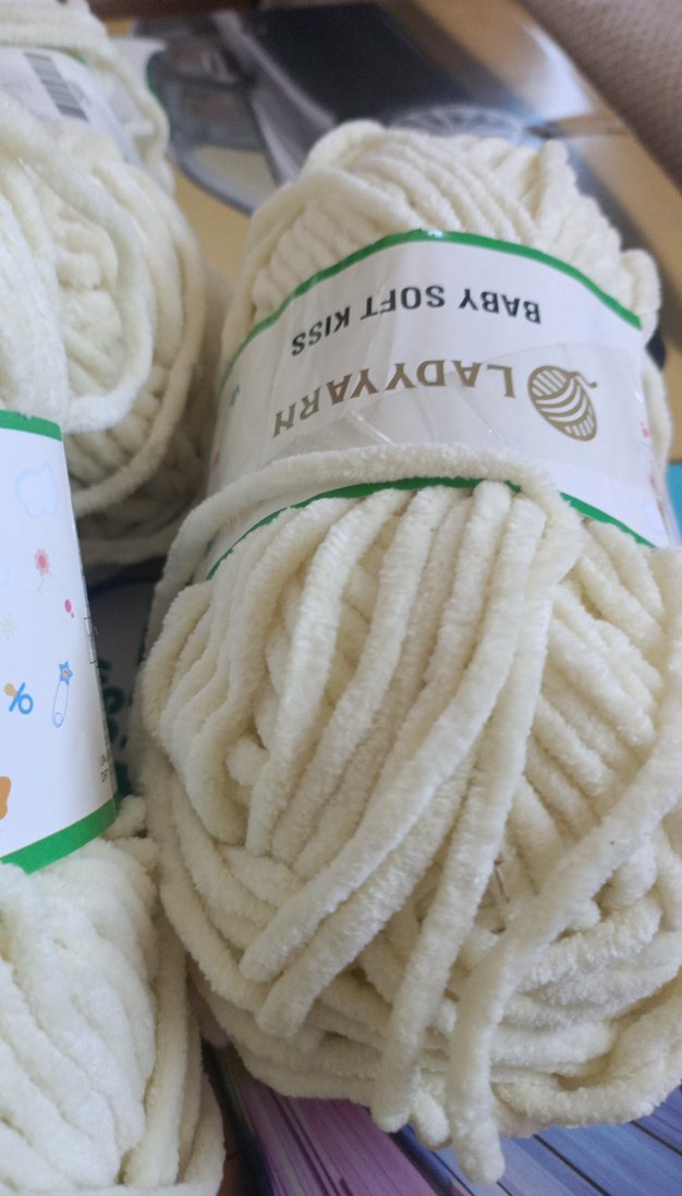 Lady Yarn Bebek Yumuşak Kiss İpi 4 adet - Görsel 3