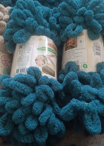 Çok Renkli Yumuşak Battaniye ipleri  Alize puffy - Görsel 2