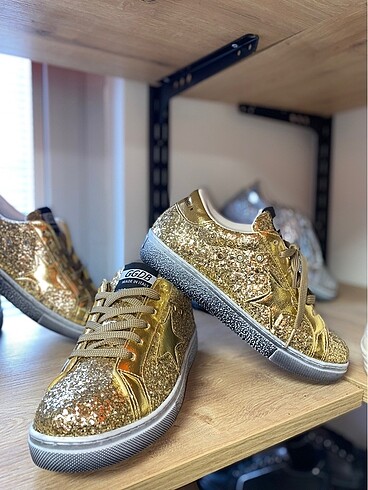 Golden goose deluxe