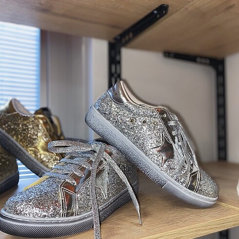 Golden goose deluxe