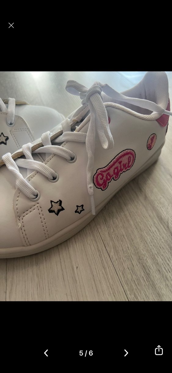 Beyaz Nakışlı Bağcıklı Çocuk Spor Ayakkabı - Görsel 3