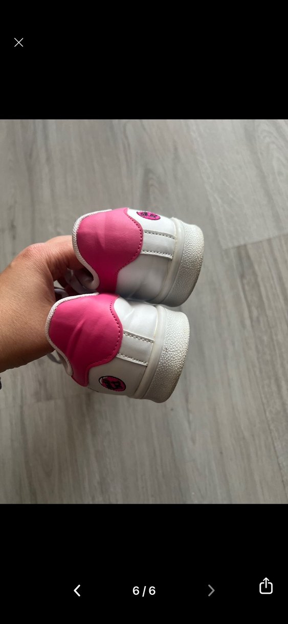 Beyaz Nakışlı Bağcıklı Çocuk Spor Ayakkabı - Görsel 4