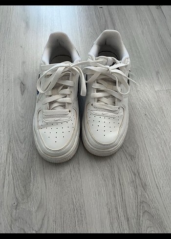 Nike 35,5 Beyaz Bağcıklı Çocuk Spor Ayakkabı - Görsel 2