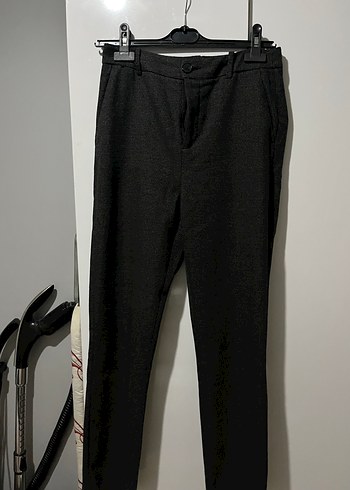 Zara Zata Düğmeli Gri Kumaş Kadın Pantolon
