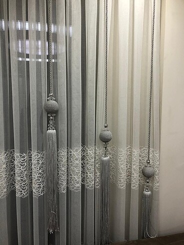 Beden Fon Perde ve Sarkıt