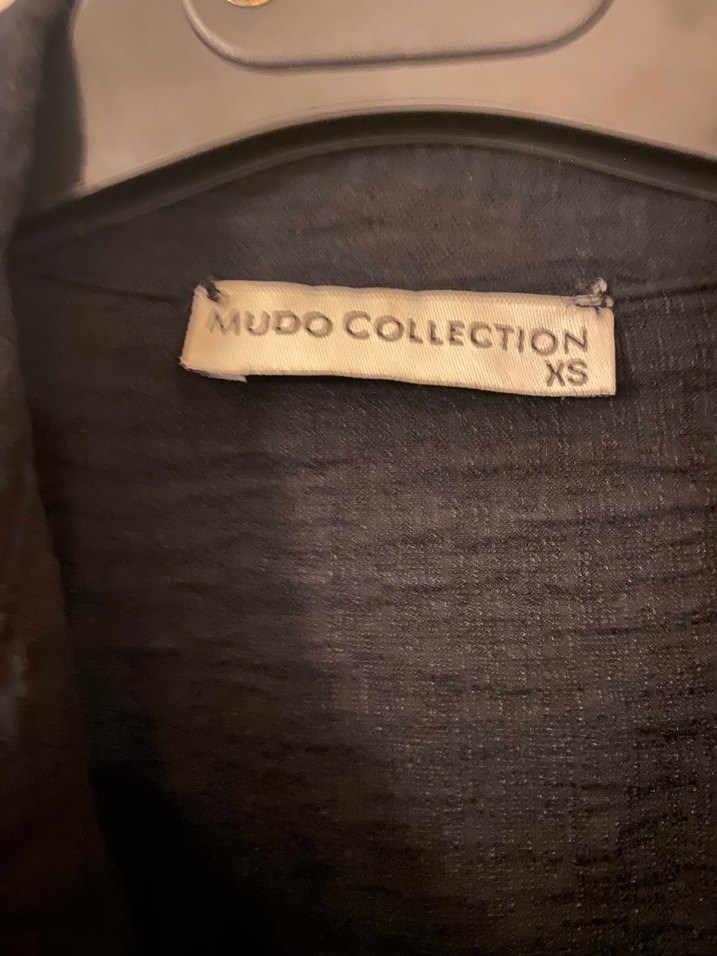 Mudo Düğmeli Siyah Keten Uzun Elbise - Görsel 2