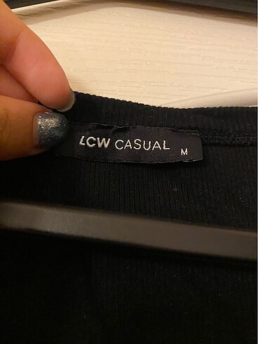 Lc Waikiki Siyah Crop Üst - Görsel 3