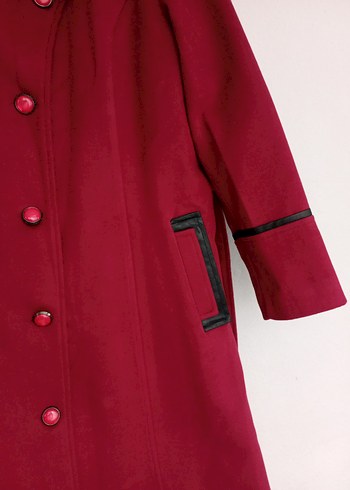 Kırmızı Deri Detaylı Kadın Kaban - Görsel 6