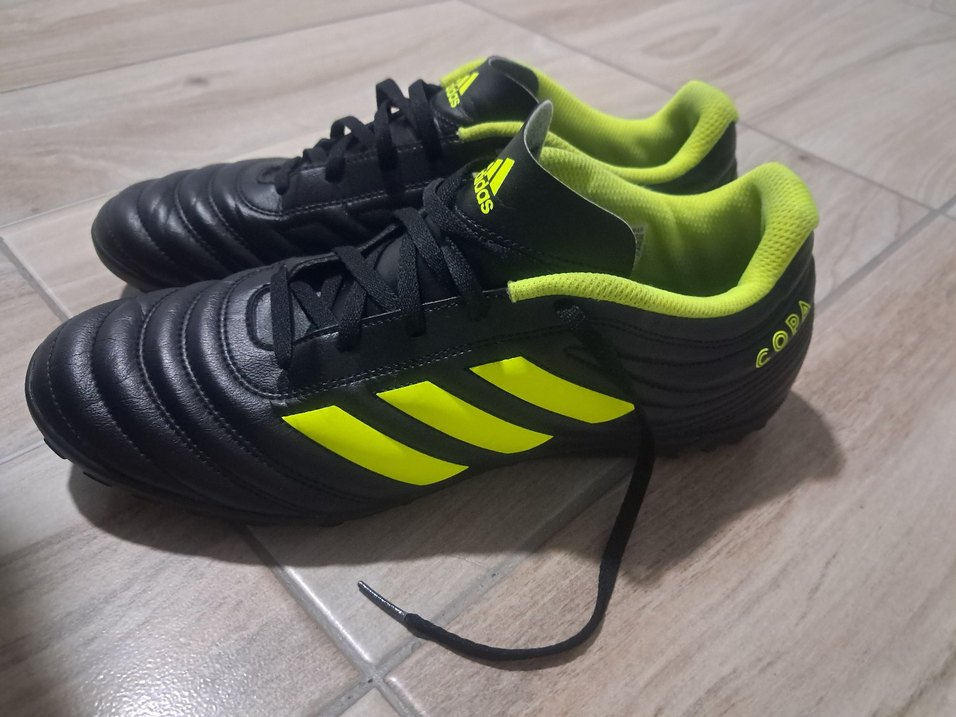 Adidas halısaha krampon 44 numara - Görsel 2