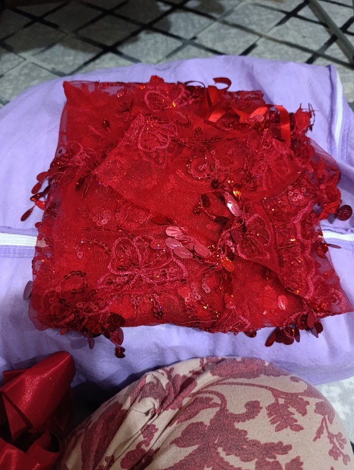 Kırmızı Nakışlı pullu gelin alı - Görsel 2