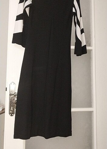 40 Beden siyah Renk Az kullanılmış elbise