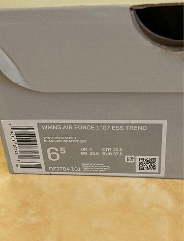 37,5 Beden beyaz Renk Nike Air Force 1?07