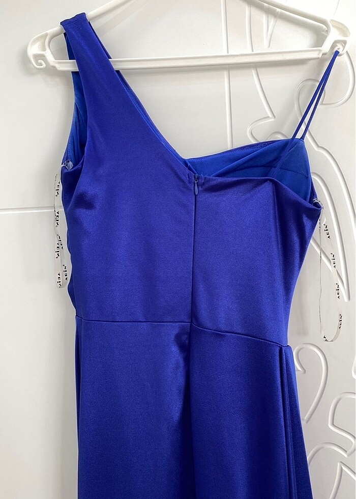 Saten elbise - Görsel 4