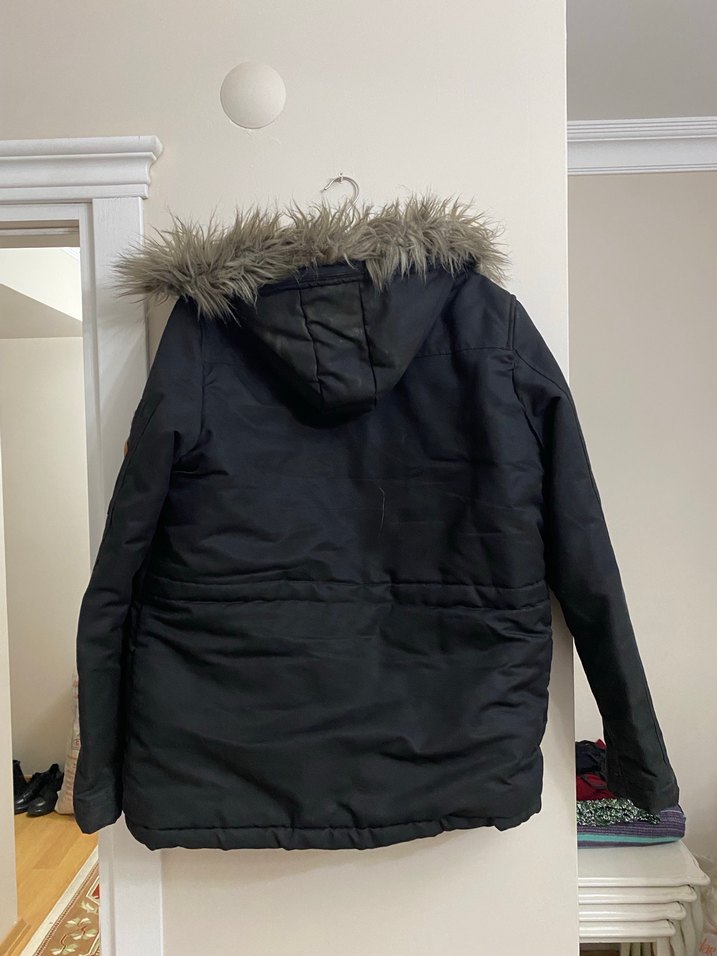 Siyah Kürklü Erkek Çocuk Kaban - Görsel 2