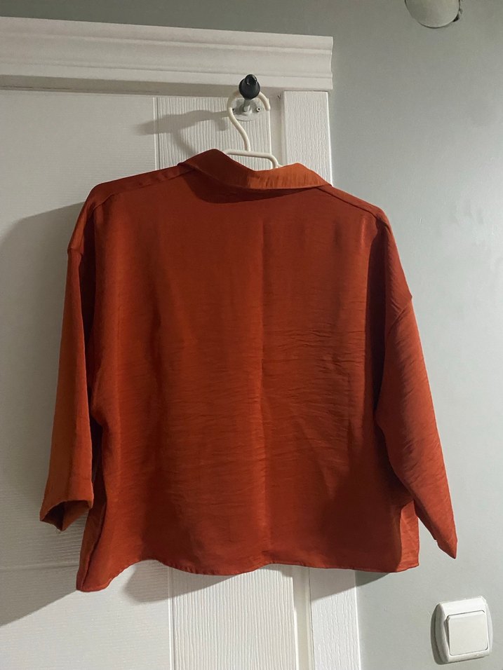 Düğmeli Kahverengi Kadın Keten Gömlek - Görsel 4