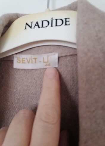 44 Beden Kaşe yelek
