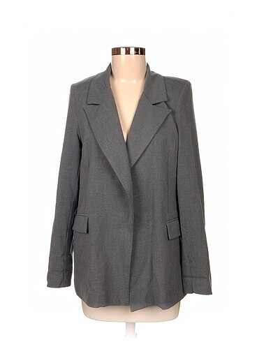 Diğer Blazer %70 İndirimli.
