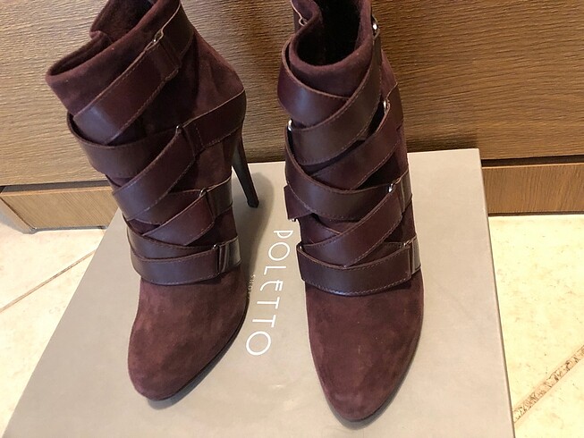 Poletto Bordo içi deri süet bot