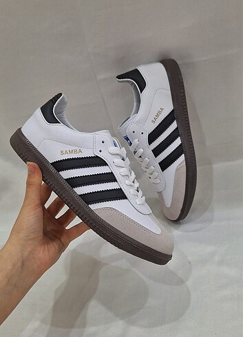 Adidas Samba