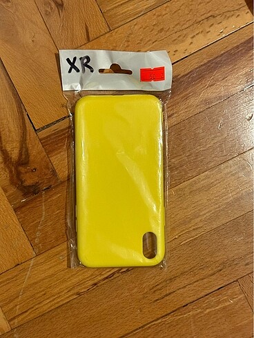 İPhone XR sarı kılıf